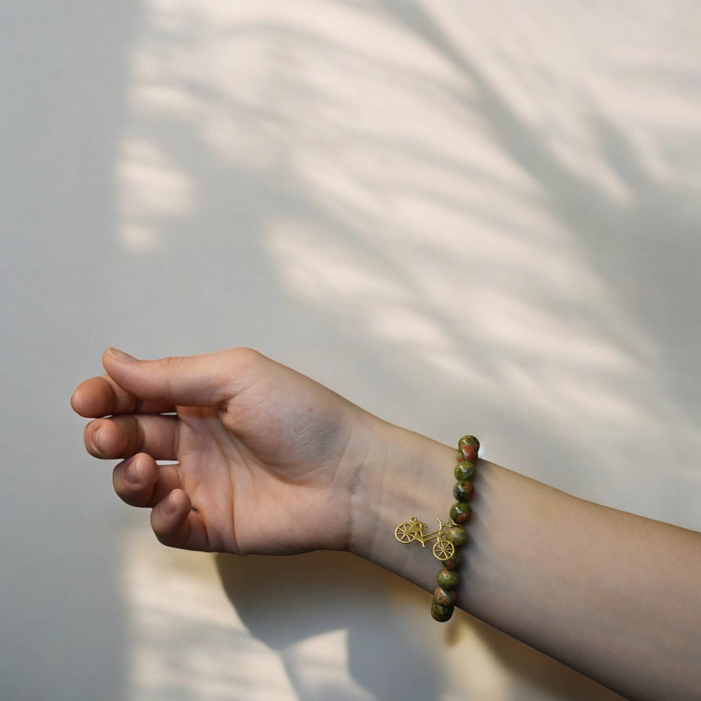 Mooie En Unieke Armband Met Een Gouden Fiets Bedel - GS Imperial®